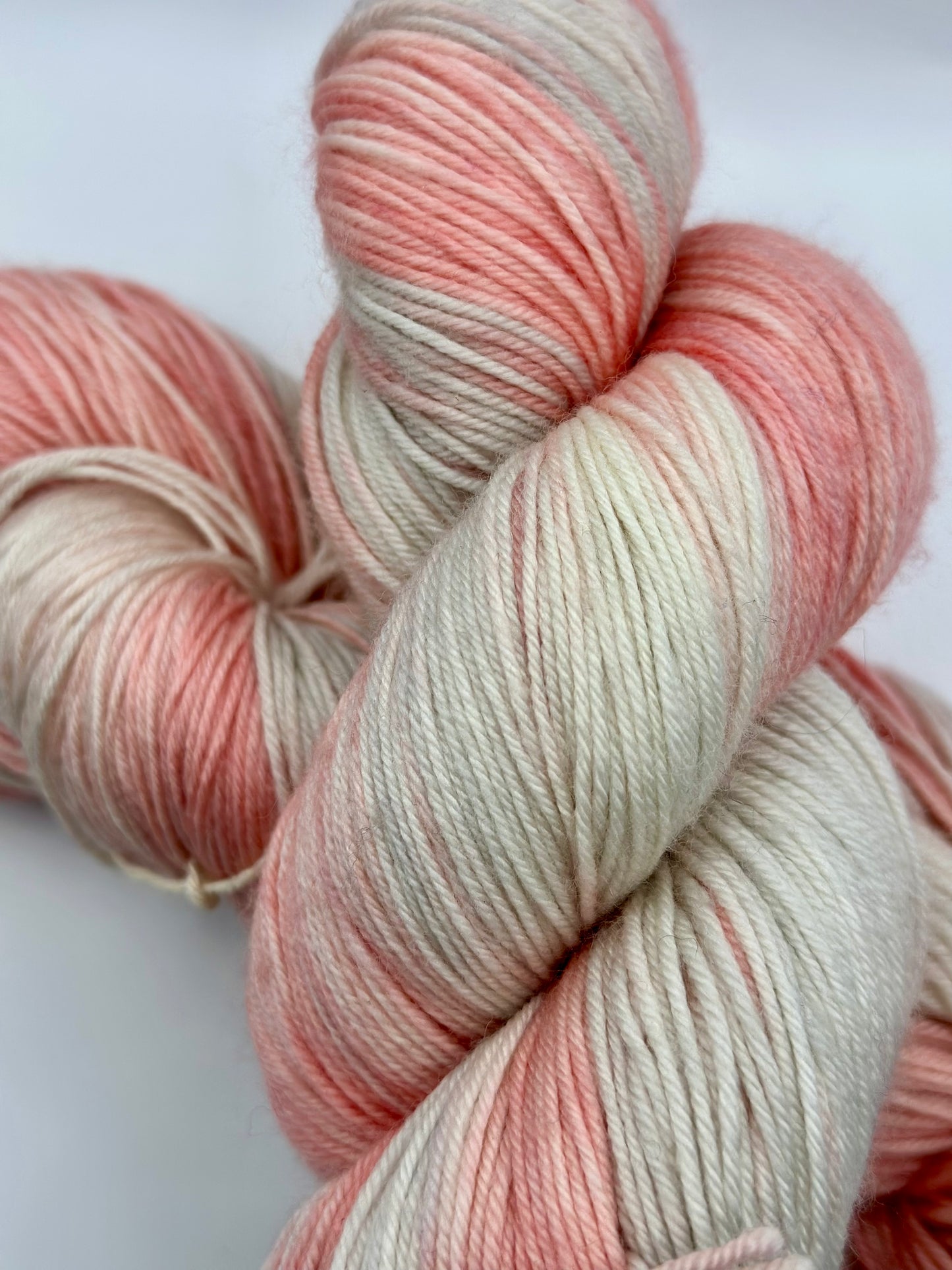 Fiori Hand Dyed yarn (Sock)