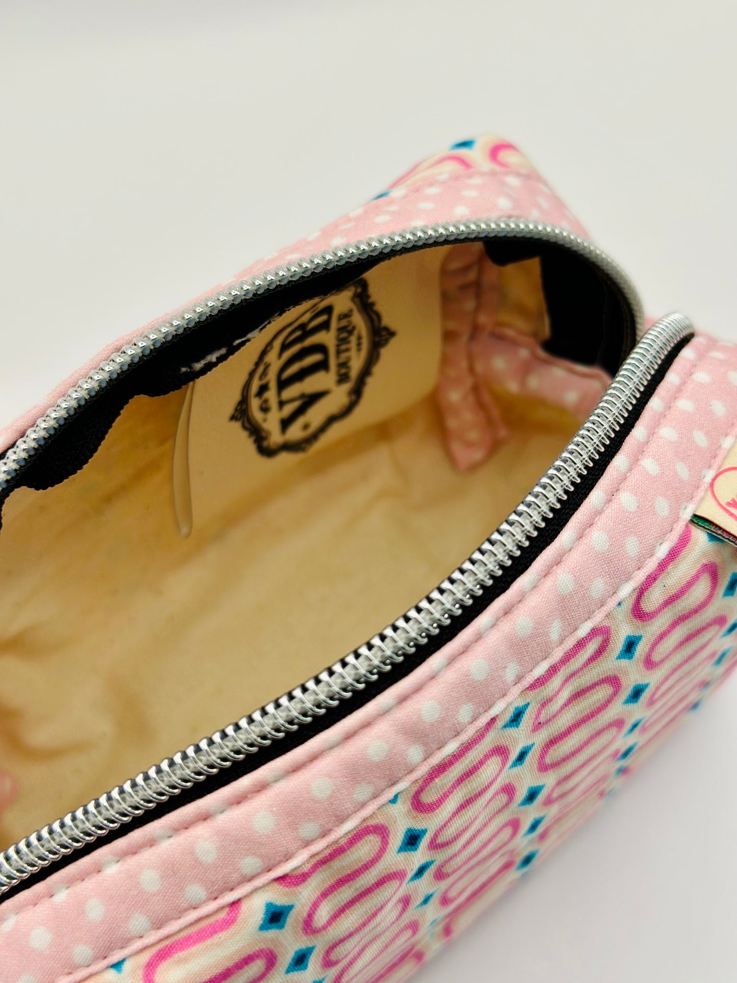 Small box pouch