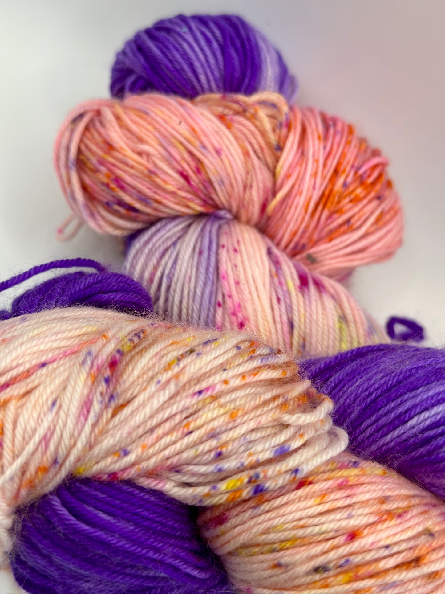 Fiori Hand Dyed yarn (Sock)